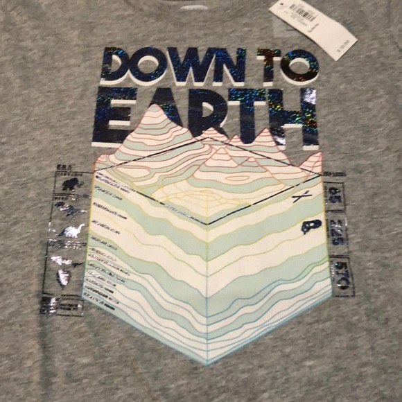 đź’ťNWT Old Navy t-shirt - Picture 2 of 3